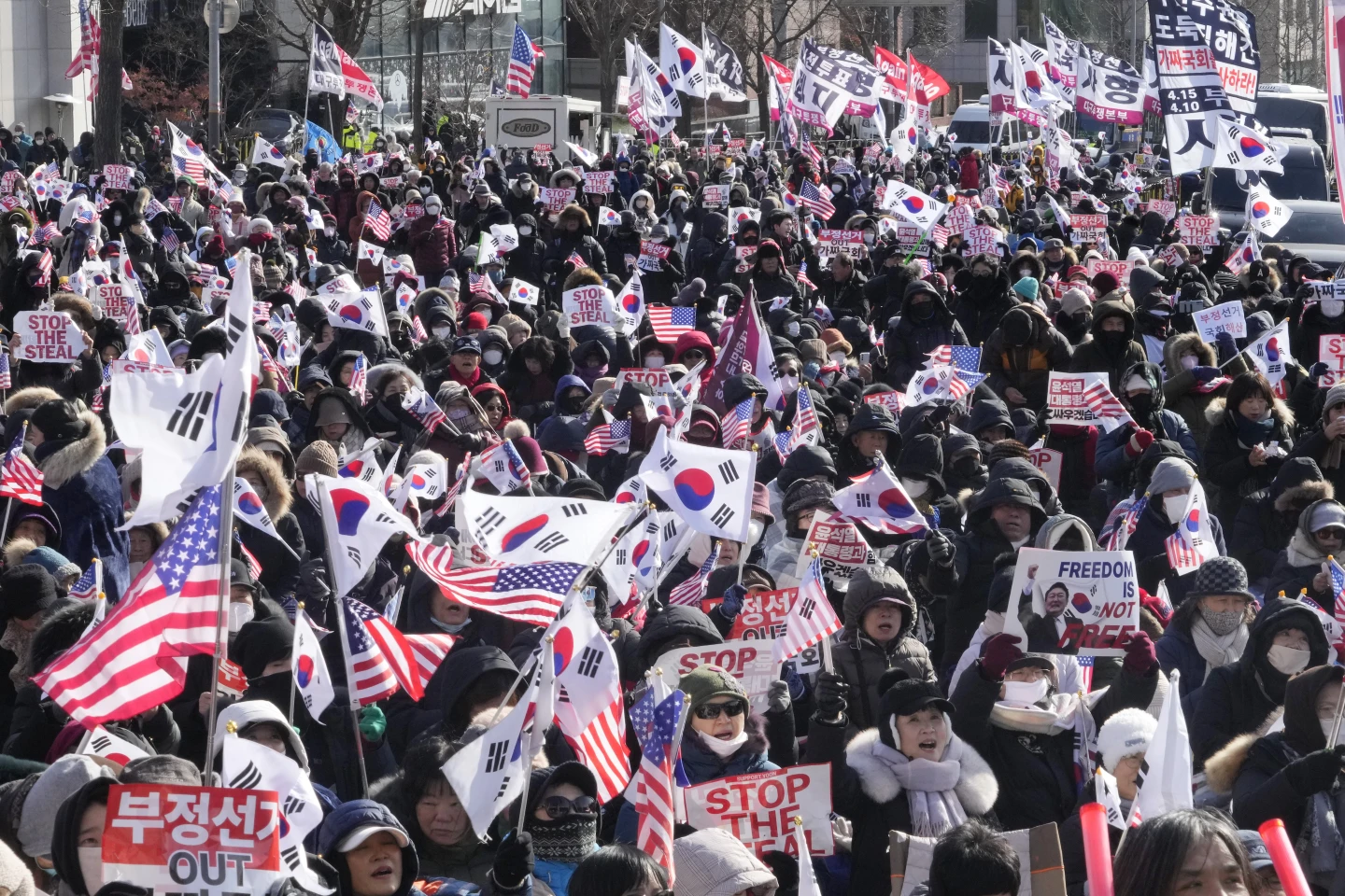 South Korean lawmakers seek independent probe as Yoon's lawyers warn detention may spark 'civil war'