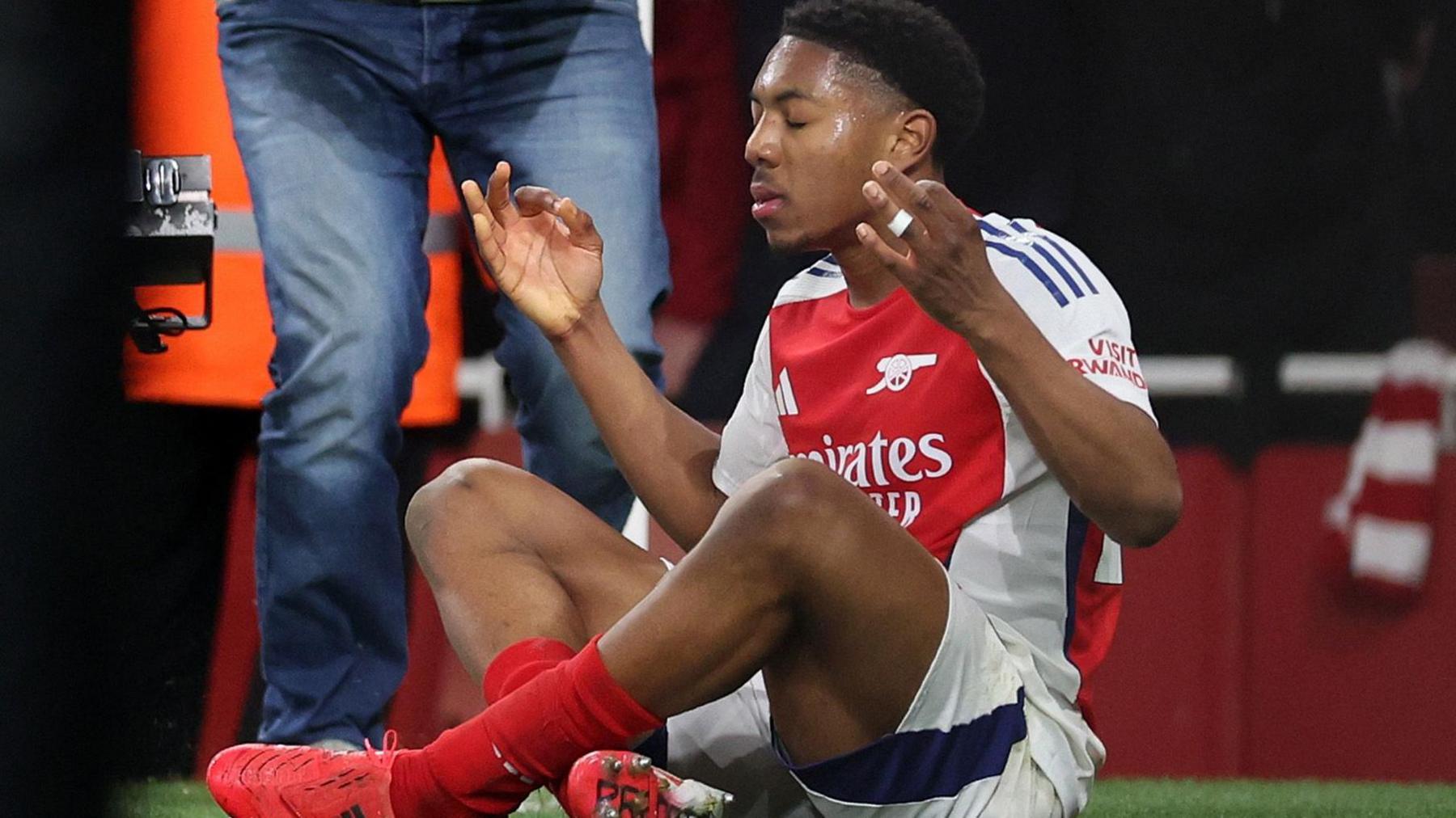 Myles Lewis-Skelly: Teenager inspires Arsenal rout over Manchester City