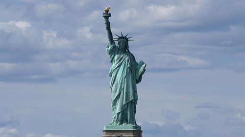 French politician demands US 'return' Statue of Liberty