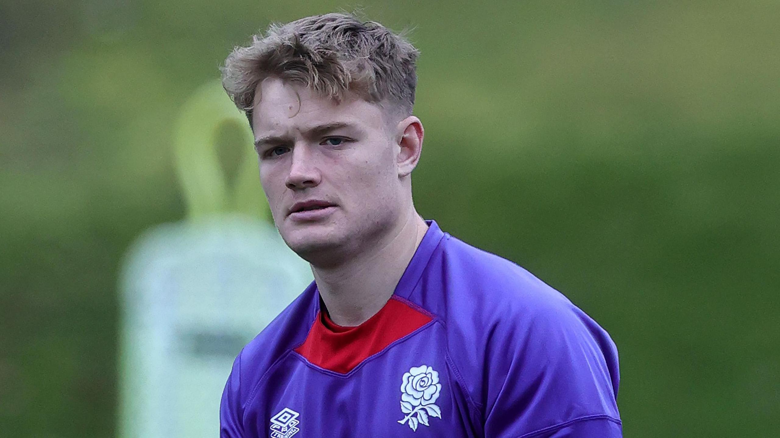 Fin Smith set to start at fly-half for England against France