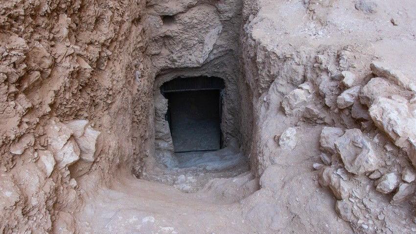 Thutmose II: First pharaoh's tomb found in Egypt since Tutankhamun's