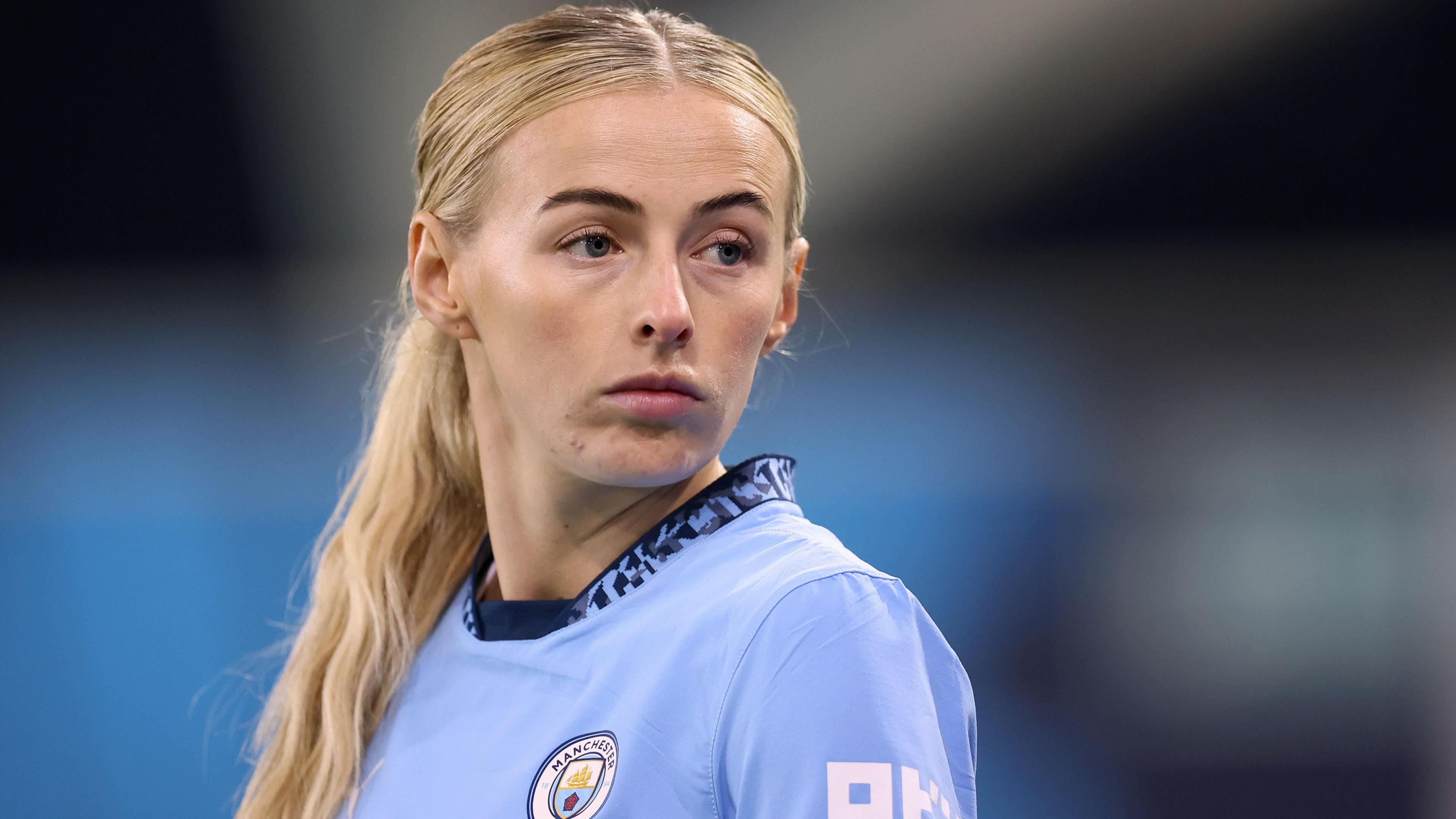 Chloe Kelly: Arsenal sign Manchester City and England forward on loan