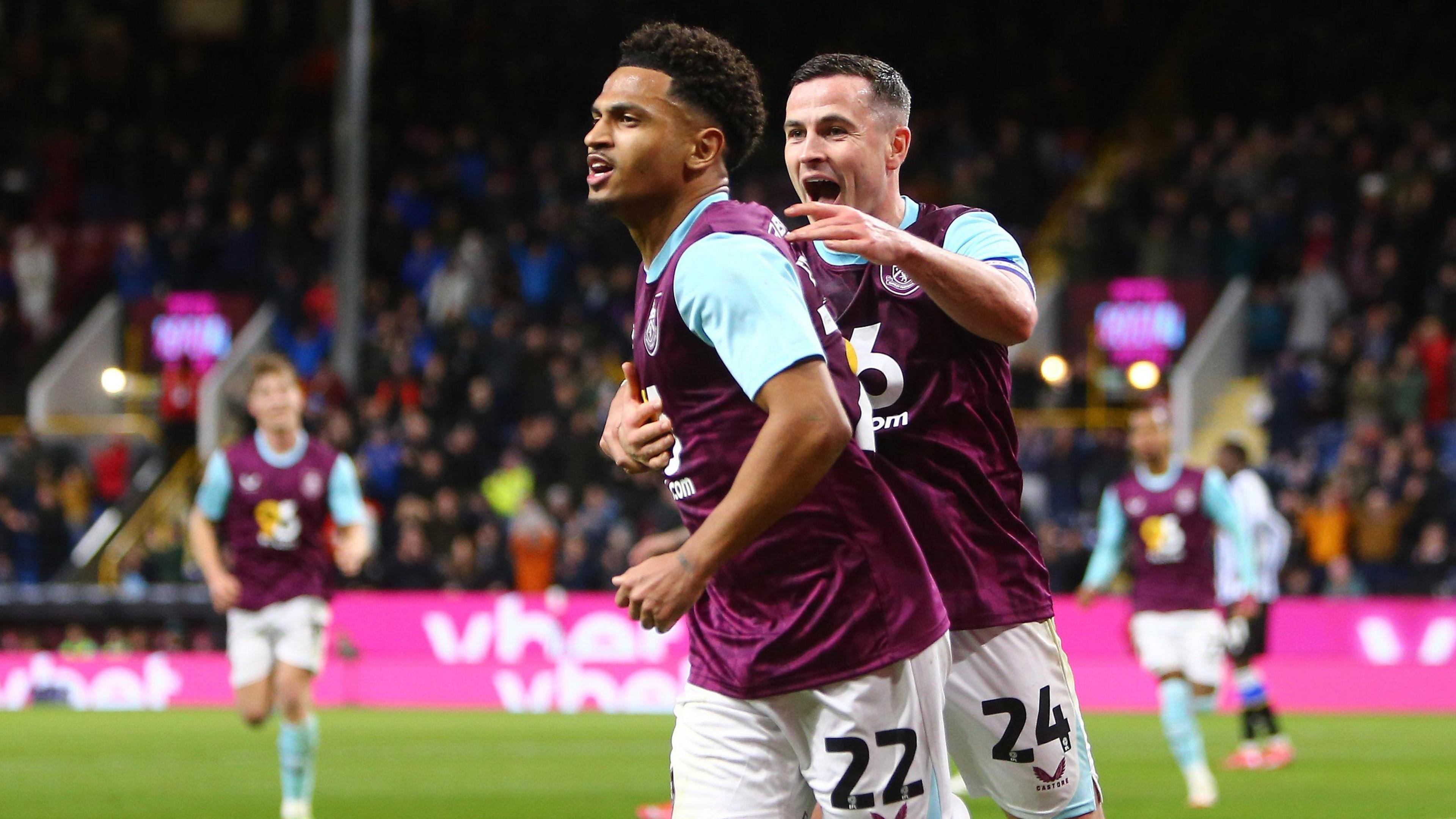 Burnley 4-0 Sheffield Wednesday: 12th straight league clean sheet for Clarets