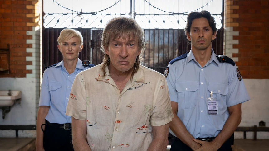 David Wenham has put his thongs back on to star in Spit, the sequel to cult film Gettin' Square