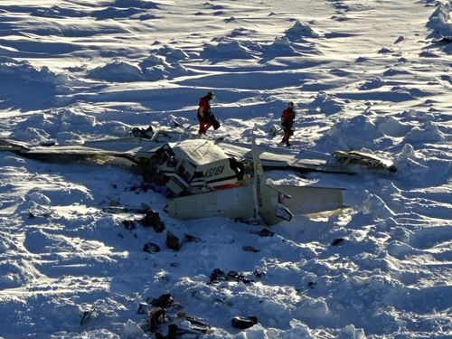 Investigators probe fatal Alaska plane crash as crews push to recover wreckage before inclement weather