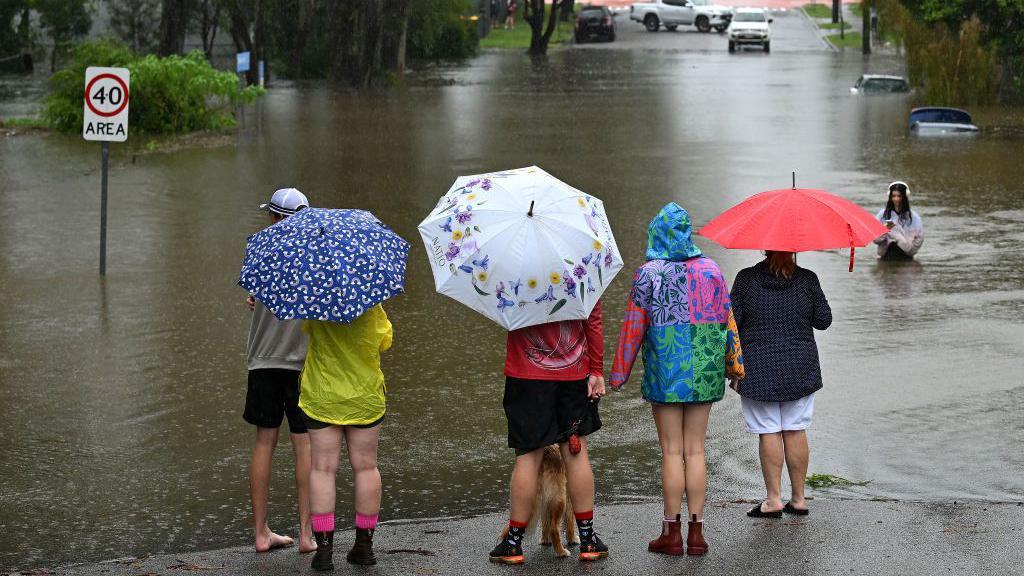 Australia cyclone: Mass blackouts and flooding in storm-affected states