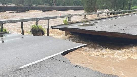 Queensland floods: Highway cut off as Australian disaster worsens