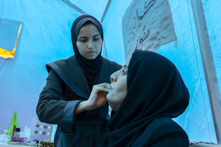 Beauty in Gaza: Noor’s tent salon in the rubble