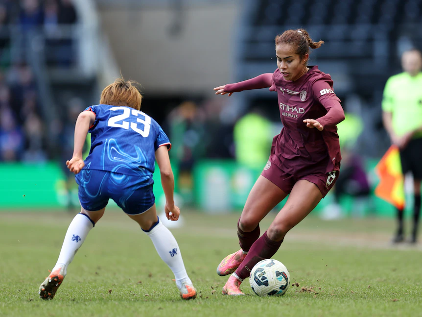 Mary Fowler's Manchester City lose to Chelsea 2-1 in the Women's League Cup final as Sam Kerr return nears