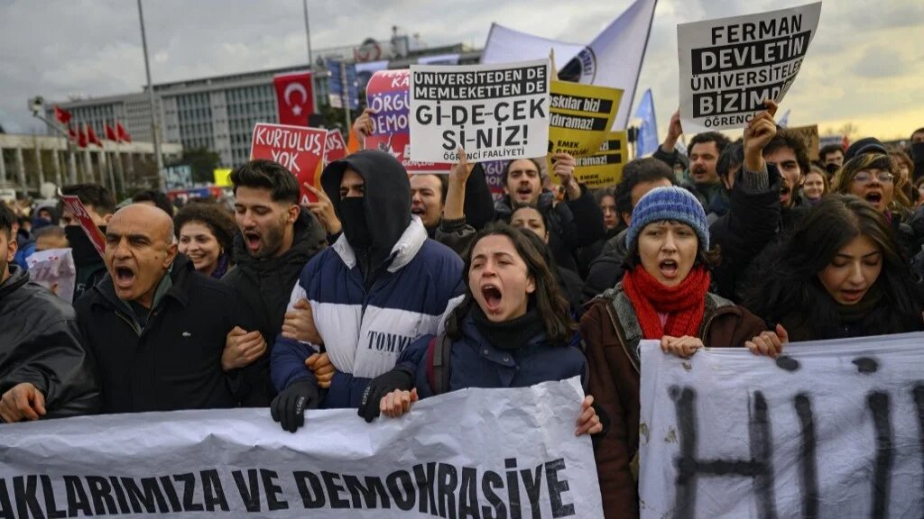 Students from Ekrem Imamoglu's alma mata lead protests against his arrest