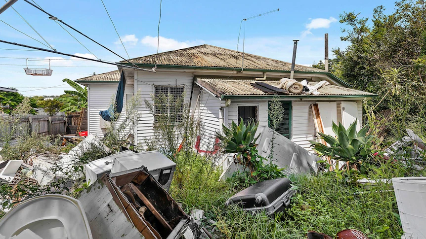 A 'knockdown' house on the market for $699,000 shows Brisbane's house market is still strong